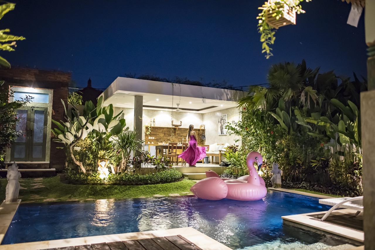 Kubu Kayu Villas Seminyak Eksteriør bilde